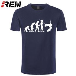 Komik Gitarist T Gömlek Bir Gitarist Müzik Kaya Gitar Müzisyen Band Metal Mens T-Shirt 31 Renkler Unisex Serin Tees 210409