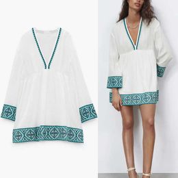 Women Textured Mini Embroidery Dress Za Patchwork Long Puff Sleeve Vintage Loose Summer Dress Woman Pleated White Dresses 210602
