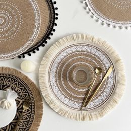 Mats & Pads Round Embroidery/Lace Table Placemat Non-slip Nordic Style Placemats Heat Insulation Decoration Mat Coffee Cup