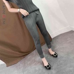 LANMREM autumn fold Directly Cuffless Trousers Vent Hem Ankle-Length Pants casual pleated bottoms Woman YH712 210925