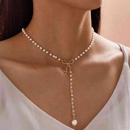 Gold Bowknot Pearl Necklaces for Women Fashion Vintage Butterfly Rhinestone Clavicle Chain Choker Necklace Trend Jewelry