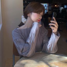 Feminine Causal O-neck Women Shirt Korean Pleated Long Sleeve Blusas Femme Autumn Chic Solid Blouses Tops 731A 210420