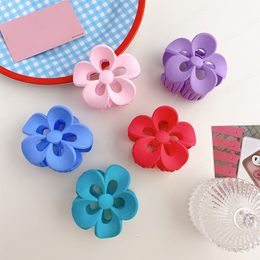 Fashion Frosted Hair Clip Clamps Vintage Hollow Big Flower Shaped Plastic Hairpin Solid Color Headdress Styling Accessories