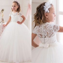 White Flower Girls Dresses for Wedding Party Jewel Neck Baptism Gowns Tulle Puffy Skirt Short Sleeve Lace Appliques Kid First Holy Communion Dress Formal AL9491