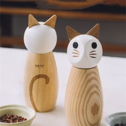 Cat pepper grinder household freshly ground and sesame sea salt crushed manual vintage wooden grinding bottle 210611