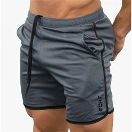 Breathable Light Mesh Quick Dry Sportswear Gyms Fitness Shorts Mens Summer Bodybuilding Workout Male Joggers brand Short Pants T