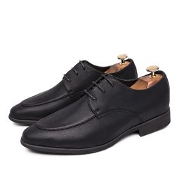 Men Dress Shoes lace up black Fashion Oxfords Business Men Shoes Leather High Quality Soft Casual Breathable Men's Flats Shoes