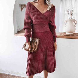 Autumn winter long-sleeved off-shoulder sweater casual pleated dress for womens bright silk knitted Swetaer dress two-piece suit 210514