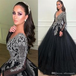 Sexy Ball Gown Evening Dresses Black V-Neck Classical Long Sleeves Appliques Beads Top Prom Quinceanera Dress Formal Party Pageant Gowns