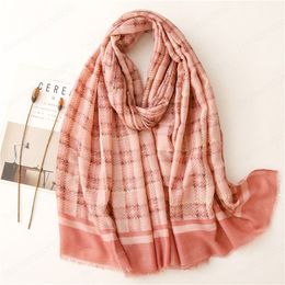 Autumn Fashion Glitter Plaid Viscose Scarf Bling Bling Fringe Hijab Shawls and Wraps Female Foulards Echarpe