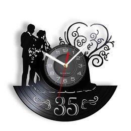 35th Wedding Anniversary Vinyl Record Wall Clock Personalized Wall Watch Vintage Music Album Home Decor Gift For Him And Her H1230