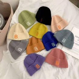 M384 New Autumn Winter Kids Knitted Hat Candy Color Skull Cap Boys Girls Letter Warm Beanie Children Hats