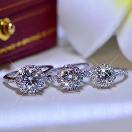 2 Carat 8mm Brilliant Cut VVS1 Diamond Test Past Round D Colour Wedding Ring Women 925 Silver Luxury Gemstone Rings T200905