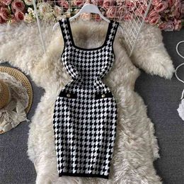 Summer Vintage Bandage Sheath Mini Dress Vestidos Sexy Button Houndstooth Square Collar Bodycon Club Party Robe Femme 210514