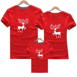 Christmas Daughter Clothes Father Son Matching Look Family Clothing Dad Mom Boy T-Shirt Cartoon Deer 210417