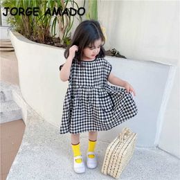 Korean Style Summer Kids Girls Dress Black White Plaid Short Sleeves Princess Children Clothes E9022 210610