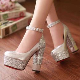 Top Quality Large Size 32-42 Bling Upper Pumps Scarpe Donna Tacchi alti Sexy Party Wedding Sposa Scarpe Donna 210820