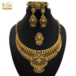 Jewelery Set Dubai Big Necklace For Womens Indian Luxury Jewellery Wedding Earrings Bridal Rings Sets Bracelets Indian Gold Plated H1022