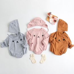 Spring New Cute Cartoon Bear Print Toddler Baby Girls Cotton Bodysuit Boys Clothing With Hats Newborn Kids Infant Jumpsuit 210413