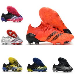 Mensador para hombre Freak .1 Bajo FG / AG Showpiece Silver Metallic Soccer Shoes Superspectral Shock Pink Football Cleats Superlative Supernesth Boots