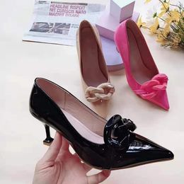 Dress Shoes KM-ROYA 2021 Autumn High Heels Office Fashion Pointed Toe Chain Work Vintage Elegant Shallow Leather Pumps Women