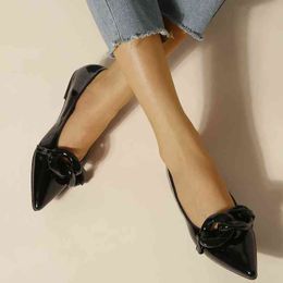 Star same patent leather single shoes women's flat shoes fashion chain pointed shallow mouth versatile flat sole single shoes