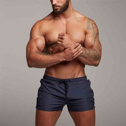 New Brand Quick Dry Board Shorts for Men Summer Casual Active Sexy Beach Surf Swimi Shorts Man Fitness Gym Shorts 210421