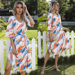 Summer Style Printed Tie-Dye V-Neck Flared Sleeves Shirt Dress Women Fashion Single-Breasted Lace-up Mid-Length 210517