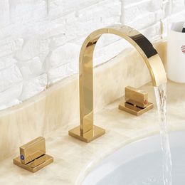 Golden Bathroom Basin Faucet Hot and Cold Water Faucet Three Holes Two Handle Mixers Tap Deck Mount Wash Tub Fauctes