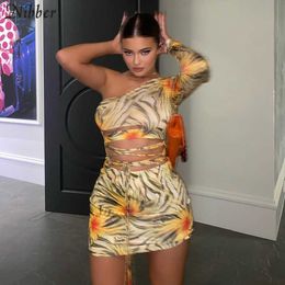 Nibber Stylish One Shoulder Cut Out Hole Aesthetic Print Bodycon Dress Women Chic Bandage Mini Clubwear Casual Street Clother Y0726