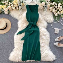 Korean Fashion Knit Sweater Dress Women Sleeveless High Waist Lace-up Elastic Slit Vestidos M197 210527