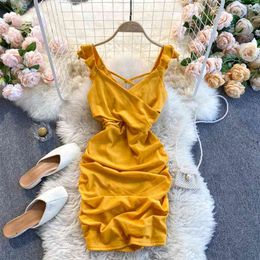 Fashion Temperament Spring Sexy Halter Vestidos Female Shiny Pleated Tight V-neck Hip Mini Dress C396 210507