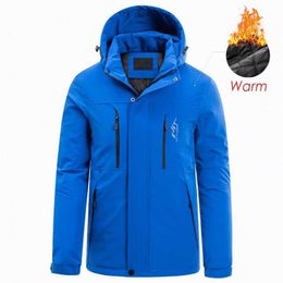 TFU Men Autumn Brand Outdoor Classic Thick Warm Jacket Coat Spring Casual Solid Colour Windproof Pockets Hat Jackets 211126
