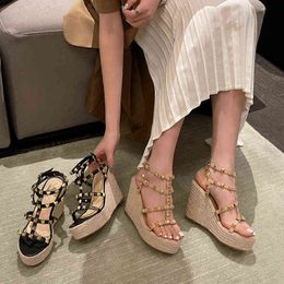 Pumps Dress Shoes Low Sandals Woman Leather Suit Female Beige High Heels Muffins Shoe Clogs Wedge Open Toe Low-heeled Studded Black High-hee 1219