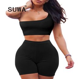 Off Shoulder Matching Sets Women Two Piece Outfits Solid Color Crop Tops Biker Shorts Summer Workout Clothes Wholesale 210525