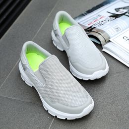 2021 Men Women Running Shoes Black Blue Grey fashion mens Trainers Breathable Sports Sneakers Size 37-45 qj