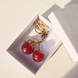 Brand Keychains Cherry Style Red Color Chapstick Designer Keychain Wrap Lipstick Cover Team Lipbalm Cozybag Parts Mode Fashion Keyring L 3353