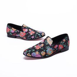 British Style Summer Elegant Floral Breathable Comfortable Slip On Loafers Men Velvet Leather Dress Shoes Man Mocassin Homme