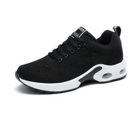 Scarpe da corsa da donna da uomo più recenti nero bianco rosso blu grigio scarpe da corsa con plateau scarpe da ginnastica sportive da uomo senaker EUR 36-45