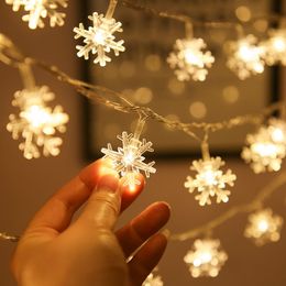 Snowflake lights Christmas LED string light Outdoor lighting USB remote control holiday decoration 3 Colours 2021