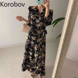 Korobov Korean Chic Vintage Elegant Flower Print Dress New Fashion V Neck Long Sleeve Chiffon Dresses OL Summer Dress 210430