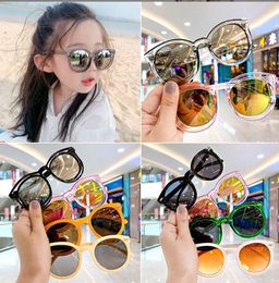 Summer Girl Boys Cute Outdoor UV400 Sunglasses Children Lovely Vintage Sunglasses Protection Classic Kids