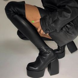 Stivali sopra il ginocchio da donna Stivali alti in pelle microfibra elastica con plateau Scarpe nere invernali da donna Stivali alti alla coscia 2021