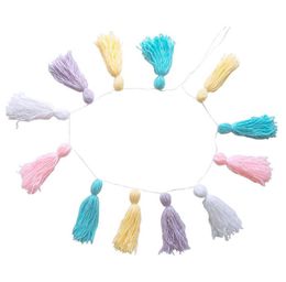 Hand Knotted Tassel Figurines For Kids Room Wall Hanging Decor Ornament Nordic Home Ball Cloud Felt Fabric Tapestries