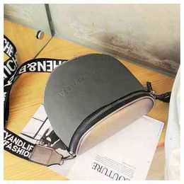 HBP Non- Bag Frosted single shoulder Korean women's trendy versatile messenger simple fashion sport.0018