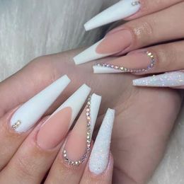 Falsas Nails 24pcs / caja blanca Francia francesa Presión falsa en longitud  XL Longitud Diseño de diamantes de imitación Cubierta completa Contraseñas  de uñas acrílicas