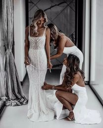 Bling Sequined Squre Neck Trumpet Mermaid Wedding Dresses Spaghetti Straps Sexy Open Back Robes de Mariee Sweep Train Modest Secon267l