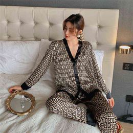 JULY'S SONG Pyjamas Set Women Stain Spring Summer Sleepwear Retro Luxury Ice Silk 2 Pieces Letter Printing Long-sleeved Homewear 211109