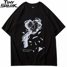 Streetwear Oversize Tshirt Hip Hop Gun Breaking Heart Print T-shirt Men Harajuku Cotton Loose Summer Short Sleeve Tops Tees 210409