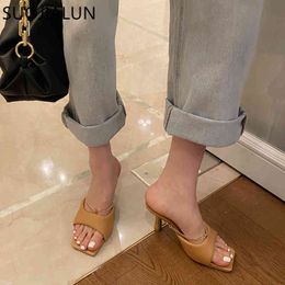 SUOJIALUN 2021 New Brand High Heels Slippers Ladies Elegant Peep Toe Mule Shoes Women Sandals Outdoor Leisure Slipper Slides C0330